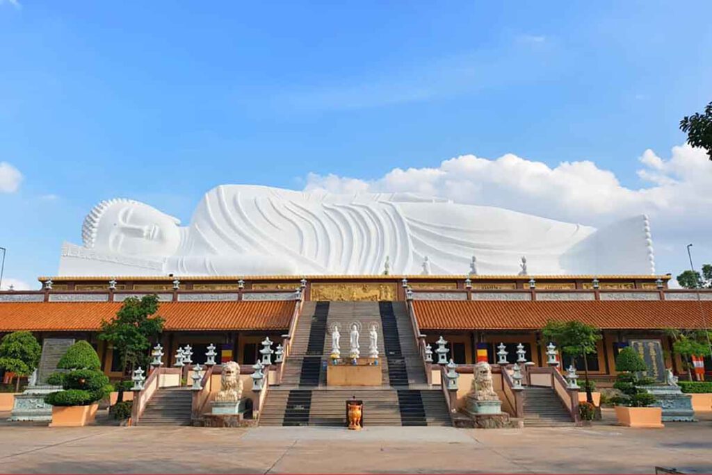 H i Kh nh Pagoda Becamex Hospitality